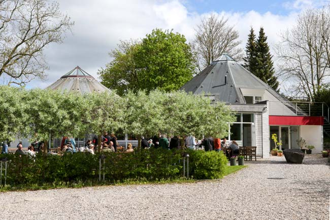 Her kan du læse mere om Tigerens Rede og historikken med Tantra.